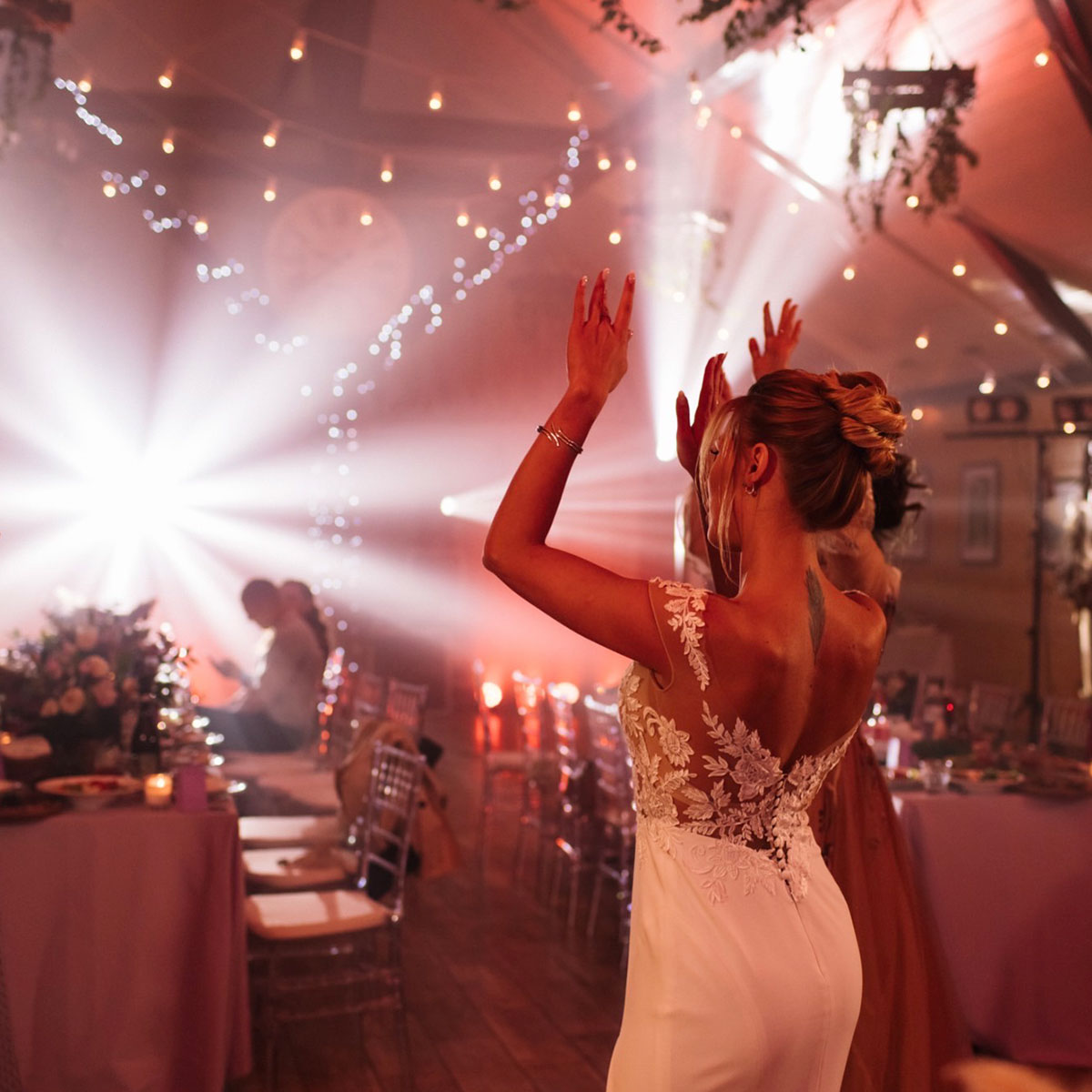 LIGHT FOR WEDDING 1