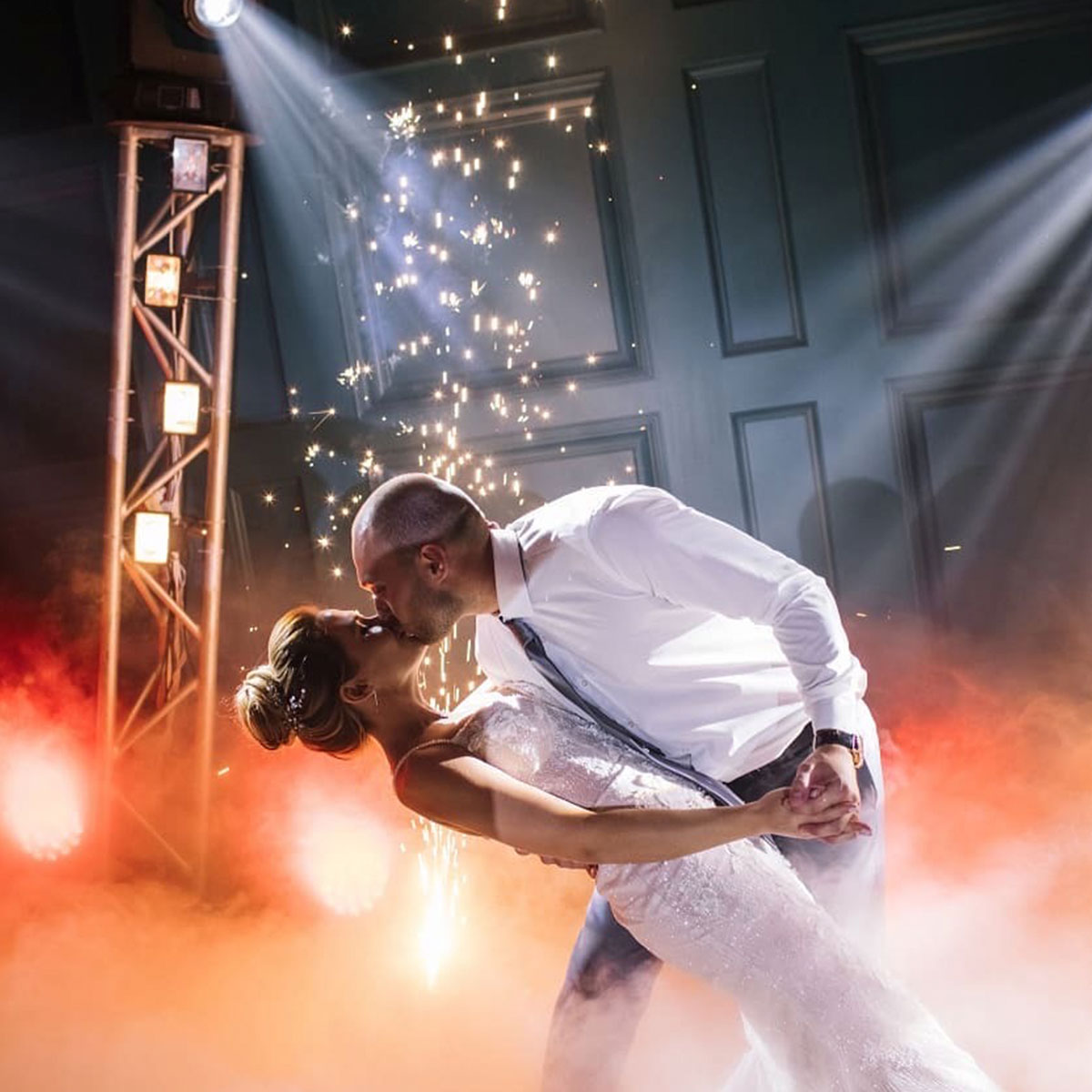 LIGHT FOR WEDDING 3